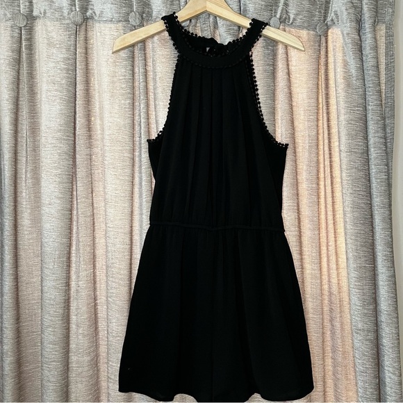 Black Pom Pom Trim Cinched Waist High-neck Romper Size Medium - Picture 2 of 15